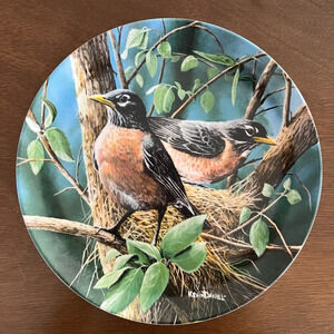 Collector 80s Decor Dish Knowles "The Robin" Plate Number 6689G Vintage 1986